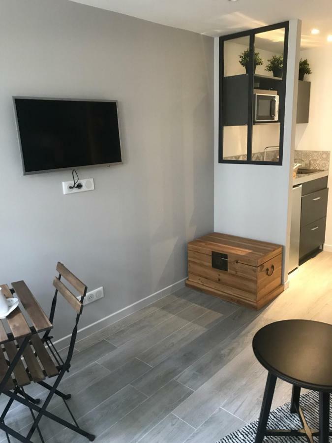 La Bonbonniere De Sofi Apartment Онфльор Екстериор снимка